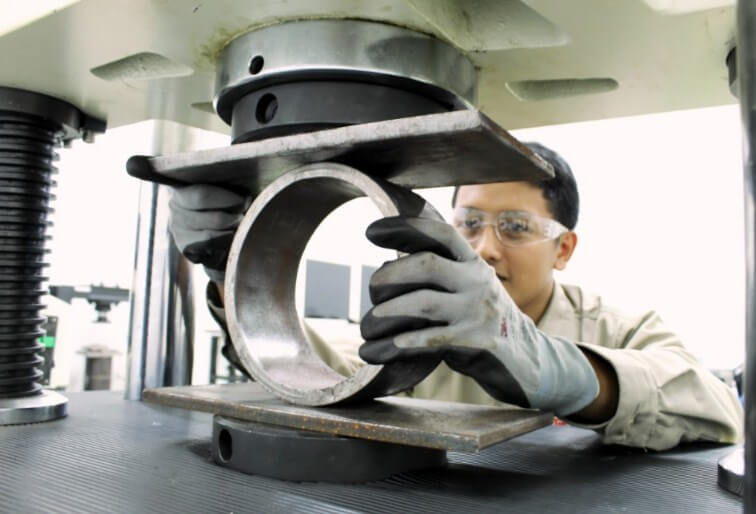 Fungsi Universal Testing Machine